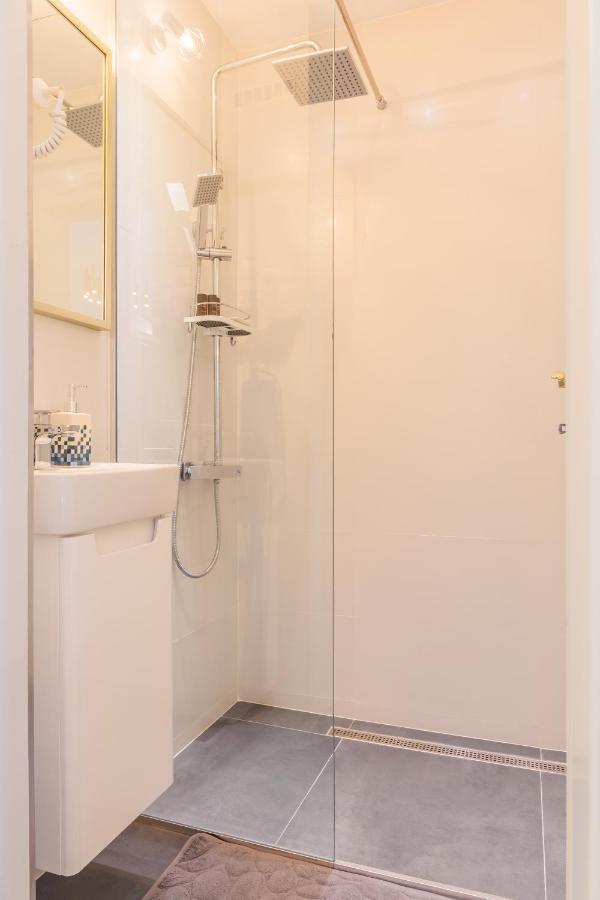 New Studio Carturesti - City Center Bükreş Dış mekan fotoğraf