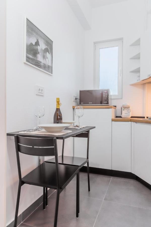 New Studio Carturesti - City Center Bükreş Dış mekan fotoğraf